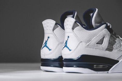 Air Jordan 4